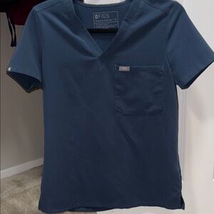 Figs DARK HARBOR Catarina one pocket scrub top